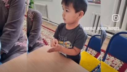 Жеке бас гигиенасында қолды дұрыс жуу ең маңызды әдеттердің бірі. Қолыңызды микробтан жақсы тазарту үшін төмендегі ережені ұстаныңыз